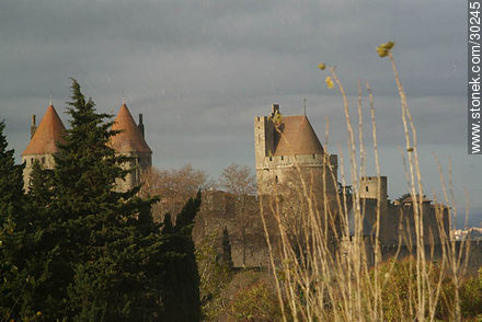 Carcassonne - Región de Languedoc-Rousillon - FRANCIA. Foto No. 30245