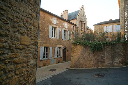 Belvès, ciudad del siglo XI - Aquitania - FRANCIA. Foto No. 30900
