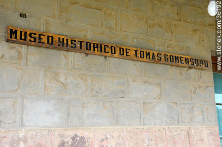 Tomás Gomensoro. Estación de ferrocarril transformada en museo. - Departamento de Artigas - URUGUAY. Foto No. 36192