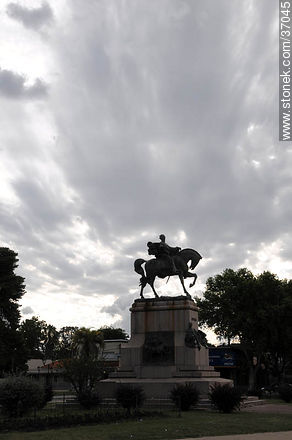 José Artigas square. - Department of Paysandú - URUGUAY. Photo #37045