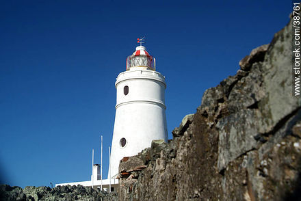 Isla de Flores lighthouse. -  - URUGUAY. Photo #38761
