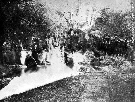 Fuente del Agua Salus, Fuente del Puma, Minas, 1910. -  - URUGUAY. Foto No. 59596