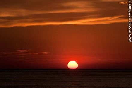 Sunset at sea - Punta del Este and its near resorts - URUGUAY. Photo #60023