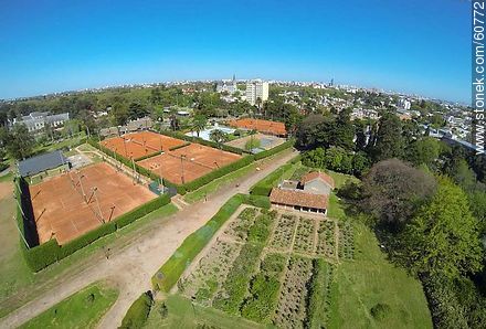 Canchas del Círculo de Tenis. Senda Juan M. Bonifaz - Departamento de Montevideo - URUGUAY. Foto No. 60772