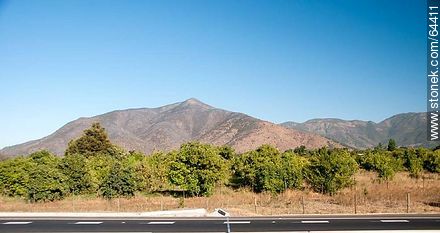 Campos y cerros sobre la ruta 60 entre Quillota y La Calera - Chile - Otros AMÉRICA del SUR. Foto No. 64411