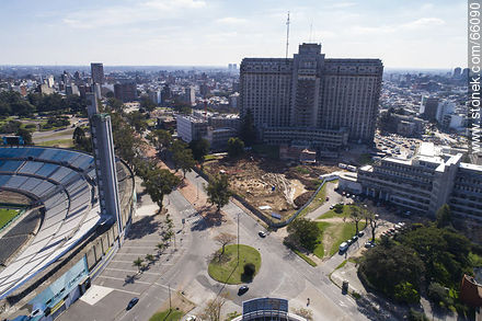 Aerial view of the Hospital de Clínicas and the Institute of Hygiene - Department of Montevideo - URUGUAY. Photo #66090