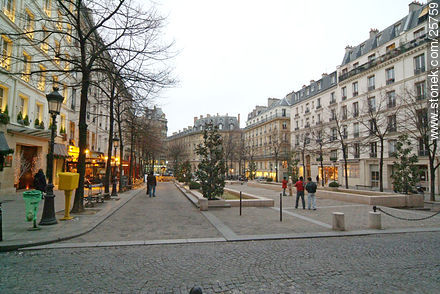 Plaza de la Sorbona - París - FRANCIA. Foto No. 25759