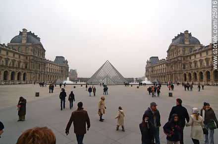Musée du Louvre - París - FRANCIA. Foto No. 25916