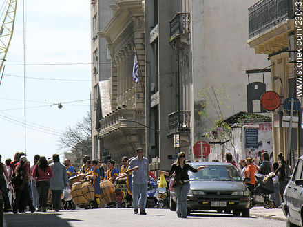 En la Ciudad Vieja - Departamento de Montevideo - URUGUAY. Foto No. 23043