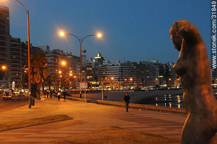 Pocitos beach and promenade - Department of Montevideo - URUGUAY. Photo #31849