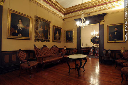 Romantic museum - Department of Montevideo - URUGUAY. Photo #32277