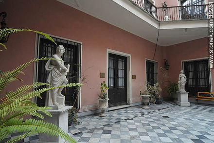 Romantic museum - Department of Montevideo - URUGUAY. Photo #32261