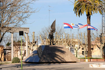 Plaza Lavalleja - Departamento de Soriano - URUGUAY. Foto No. 34835