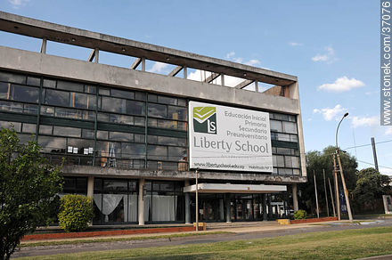 Colegio Liberty School - Departamento de Paysandú - URUGUAY. Foto No. 37076