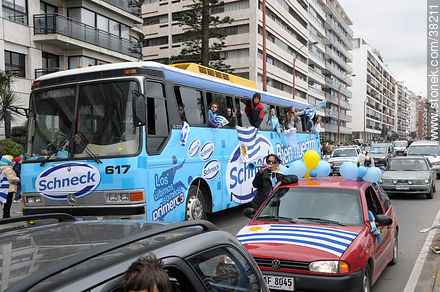 Uruguayan footbal soccer team reception after playing the World Cup in South Africa, 2010. -  - URUGUAY. Photo #38211