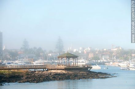 Fog in the Harbour. - Punta del Este and its near resorts - URUGUAY. Photo #41079