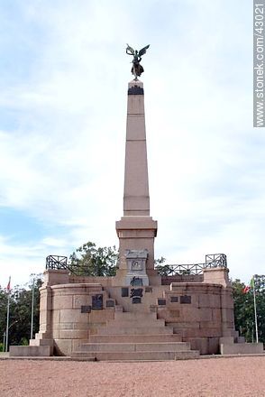 Obelisk of Las Piedras - Department of Canelones - URUGUAY. Photo #43021