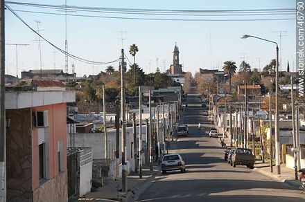 Calle Ituzaingó - Departamento de Colonia - URUGUAY. Foto No. 46760