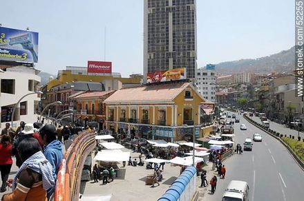 Avenida Mariscal Santa Cruz desde un puente peatonal. - Bolivia - Otros AMÉRICA del SUR. Foto No. 52255