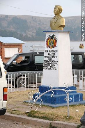 Busto a Don Eduardo Avaroa, héroe del Topater. - Bolivia - Otros AMÉRICA del SUR. Foto No. 52385