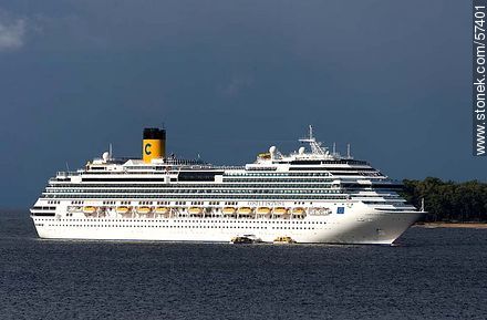 Cruise Costa Fascinosa front of Isla Gorriti  - Punta del Este and its near resorts - URUGUAY. Photo #57401