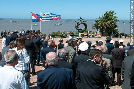 Día de la Armada en  su plaza de Punta Gorda. - Departamento de Montevideo - URUGUAY. Foto No. 58634