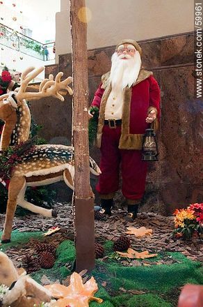 Christmas in the Punta Carretas Shopping. Santa Claus - Department of Montevideo - URUGUAY. Photo #59961