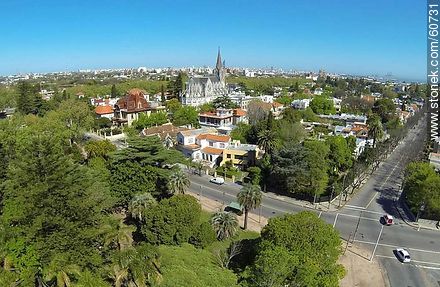 Aerial view of the avenues Lucas Obes and Buschental. Church of the Carmelite brothers - Department of Montevideo - URUGUAY. Photo #60731
