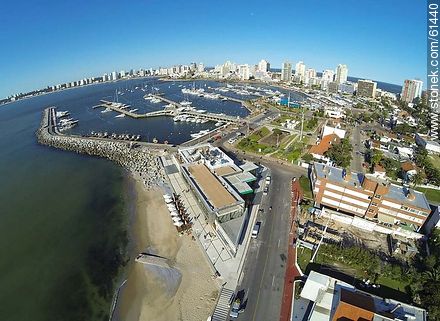 Remodeled harbor promenade (2013) - Punta del Este and its near resorts - URUGUAY. Photo #61440