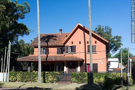 Houses on the Rambla - Department of Canelones - URUGUAY. Photo #61872