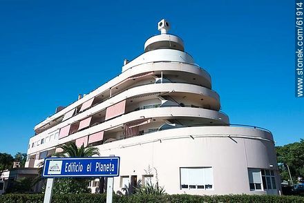 Edificio El Planeta - Departamento de Canelones - URUGUAY. Foto No. 61914