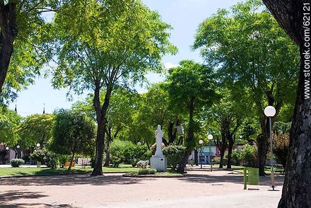 Plaza principal de la ciudad - Departamento de Durazno - URUGUAY. Foto No. 62121