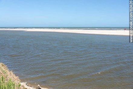 Desembocadura del arroyo Pando en el Río de la Plata desde Neptunia - Departamento de Canelones - URUGUAY. Foto No. 62426