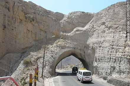 Tunnel across the hills - Bolivia - Others in SOUTH AMERICA. Photo #62511