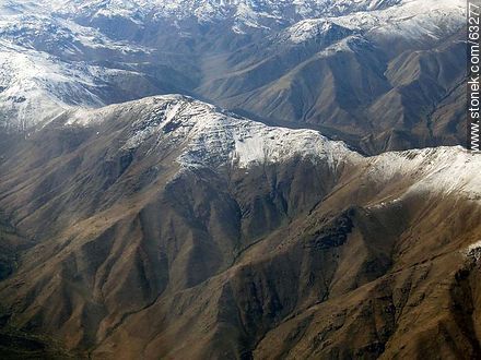 La Cordillera de los Andes con picos nevados - Chile - Otros AMÉRICA del SUR. Foto No. 63277