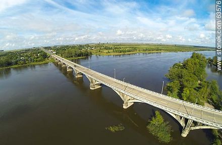 Aerial photo of the bridge on Route 5 on the Río Negro -  - URUGUAY. Photo #63576
