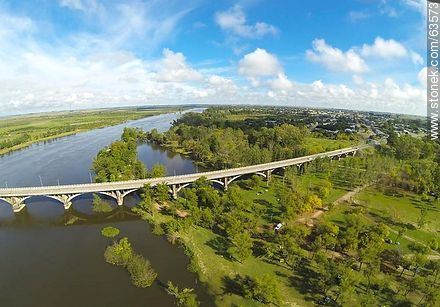Aerial photo of the bridge on Route 5 on the Río Negro -  - URUGUAY. Photo #63573