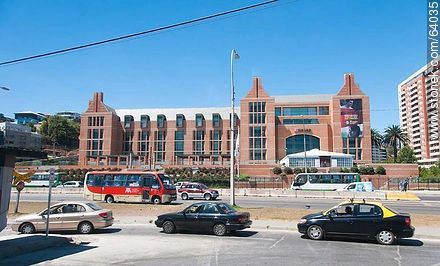 Universidad Tecnológica de Chile at Avenida España and Bajada Bustos Street - Chile - Others in SOUTH AMERICA. Photo #64035