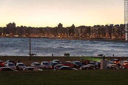 Pocitos at sunset - Department of Montevideo - URUGUAY. Photo #65949