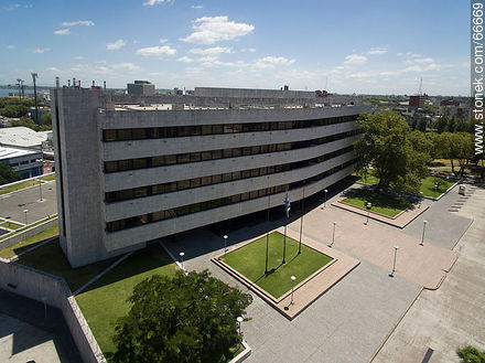 Edificio anexo - Departamento de Montevideo - URUGUAY. Foto No. 66669