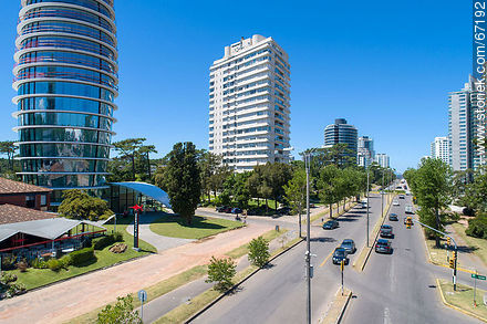 Aerial view of Roosevelt Avenue to the south - Punta del Este and its near resorts - URUGUAY. Photo #67192