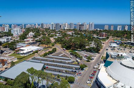 Foto aérea de Punta Shopping - Punta del Este and its near resorts - URUGUAY. Photo #67203