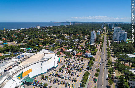 Foto aérea de Punta Shopping - Punta del Este and its near resorts - URUGUAY. Photo #67207