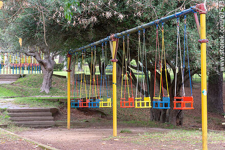 Hamacas infantiles - Departamento de Lavalleja - URUGUAY. Foto No. 67573