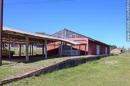 Antigua estación de tren de Blanquillo - Departamento de Durazno - URUGUAY. Foto No. 69016