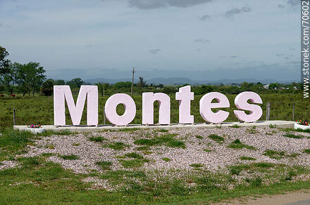 Montes entrance sign - Department of Canelones - URUGUAY. Photo #70602