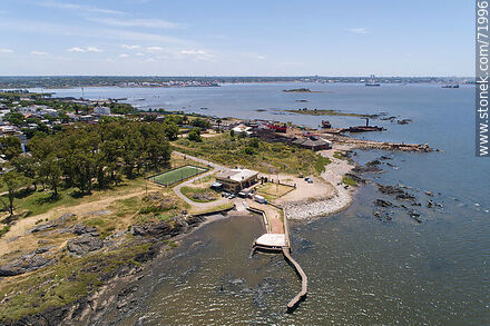 Aerial view of the Cerro del Cerro fishermen's club. - Department of Montevideo - URUGUAY. Photo #71996