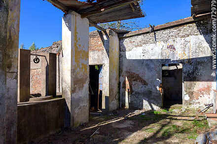 Casa abandonada donde vivió la poetisa Juana de Ibarbourou - Departamento de Treinta y Tres - URUGUAY. Foto No. 72979