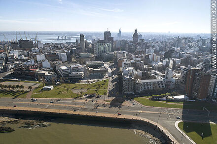 Aerial view of Plaza España, CAF, Aebu and Hebraica y Macabi clubs. Rambla Gran Bretaña - Department of Montevideo - URUGUAY. Photo #73090