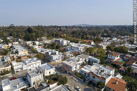 Vista aérea de casas del Prado - Departamento de Montevideo - URUGUAY. Foto No. 73126